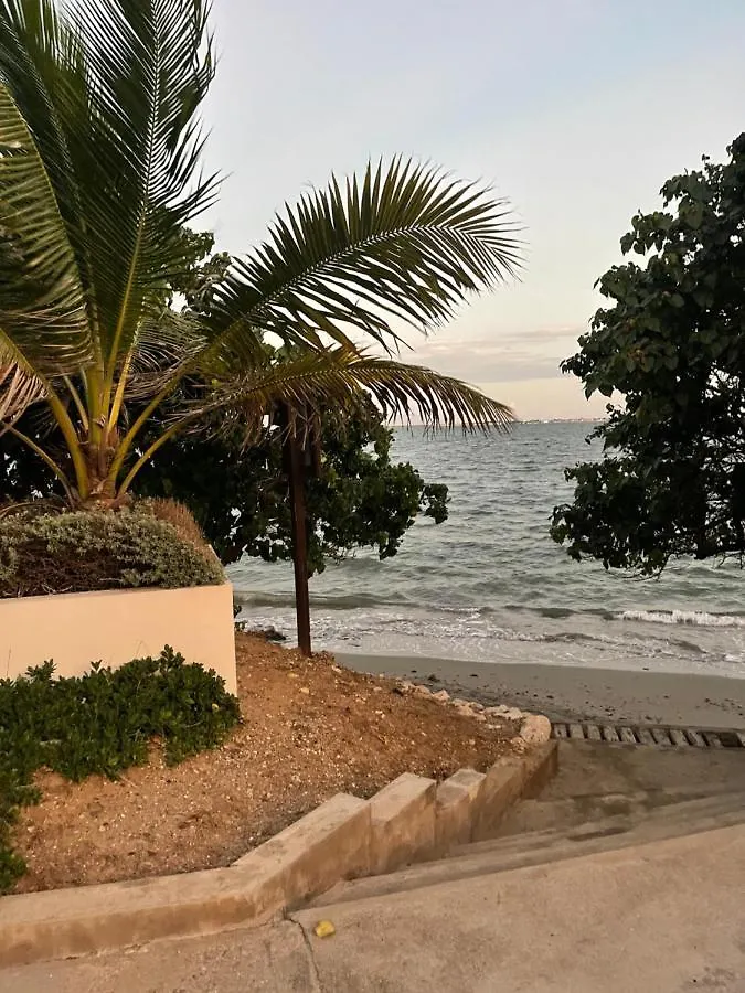 No Place Like Home Portmore Appartement